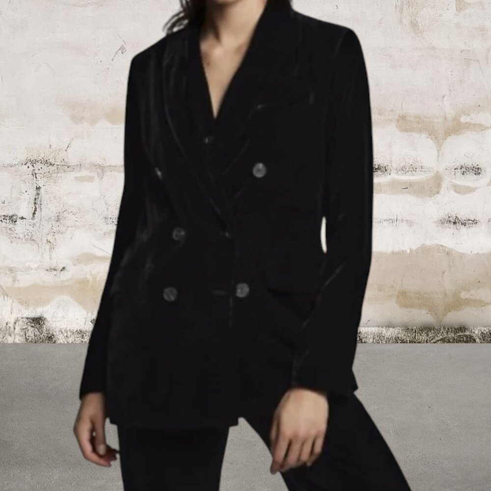 Zara Women's Black Double Breasted Velvet Blazer Size Medium
